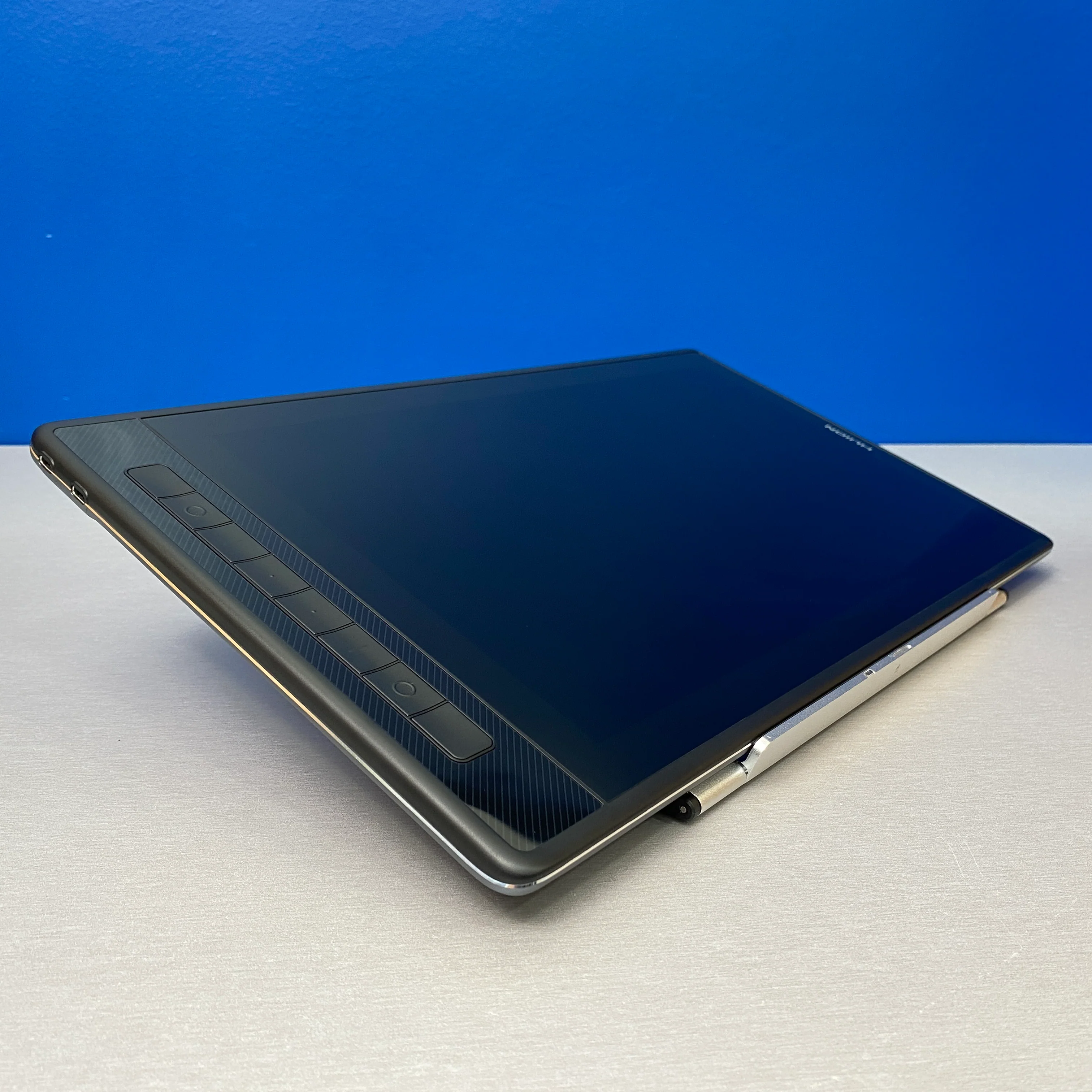 Mesa Digitalizadora | HUION Kamvas Pro 16 2.5K | QLED - Image 4